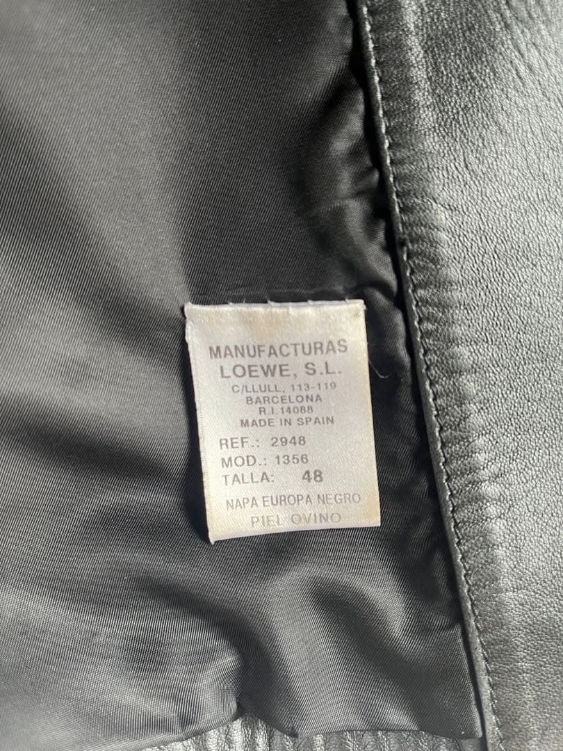 LOEWE ブラックレザーコート