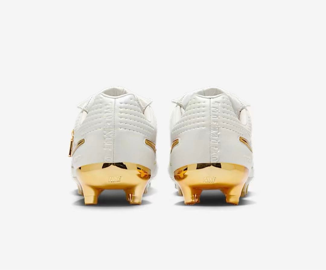 Ronaldinho × Nike Tiempo Legend FG Touch