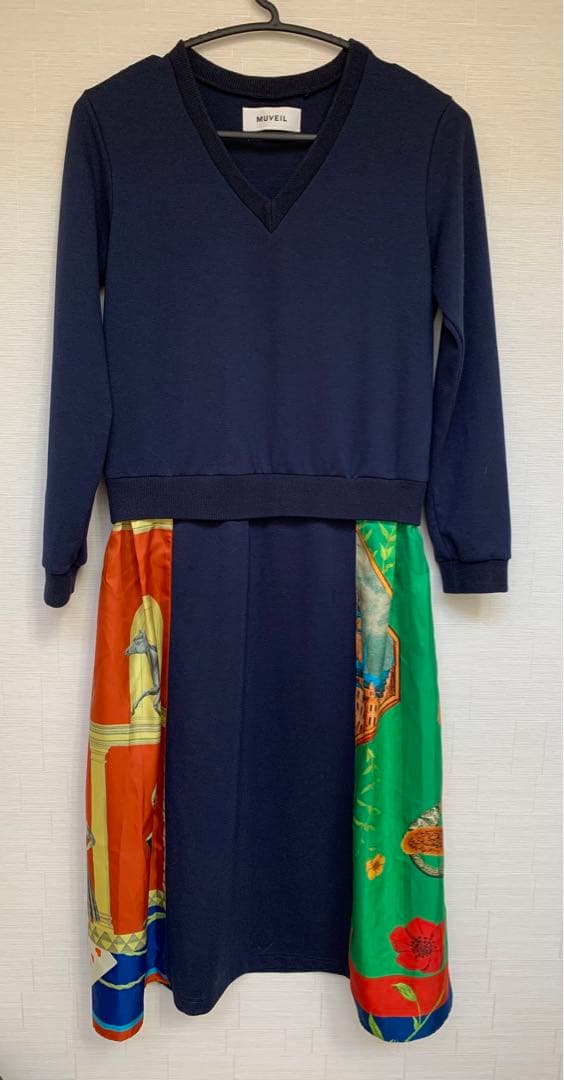 MUVEIL × M!DOR! Vネック長袖プルオーバーコンビワンピース