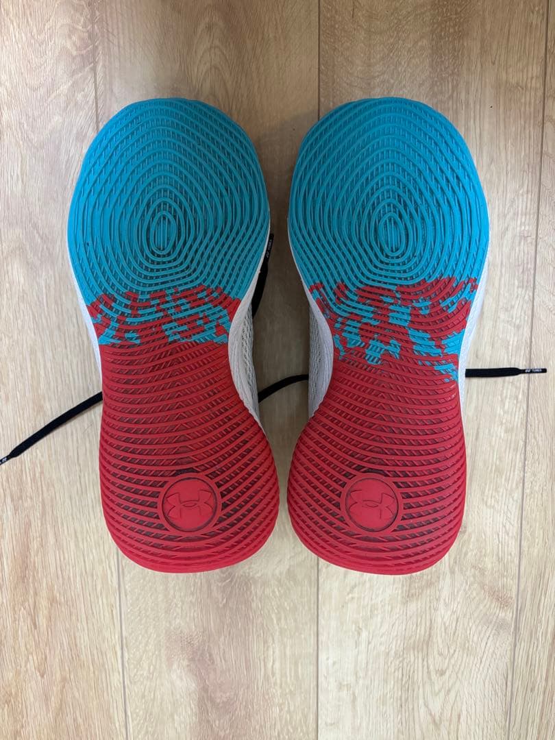シューズ(男性用) Under Armour Curry Splash 24 27cm