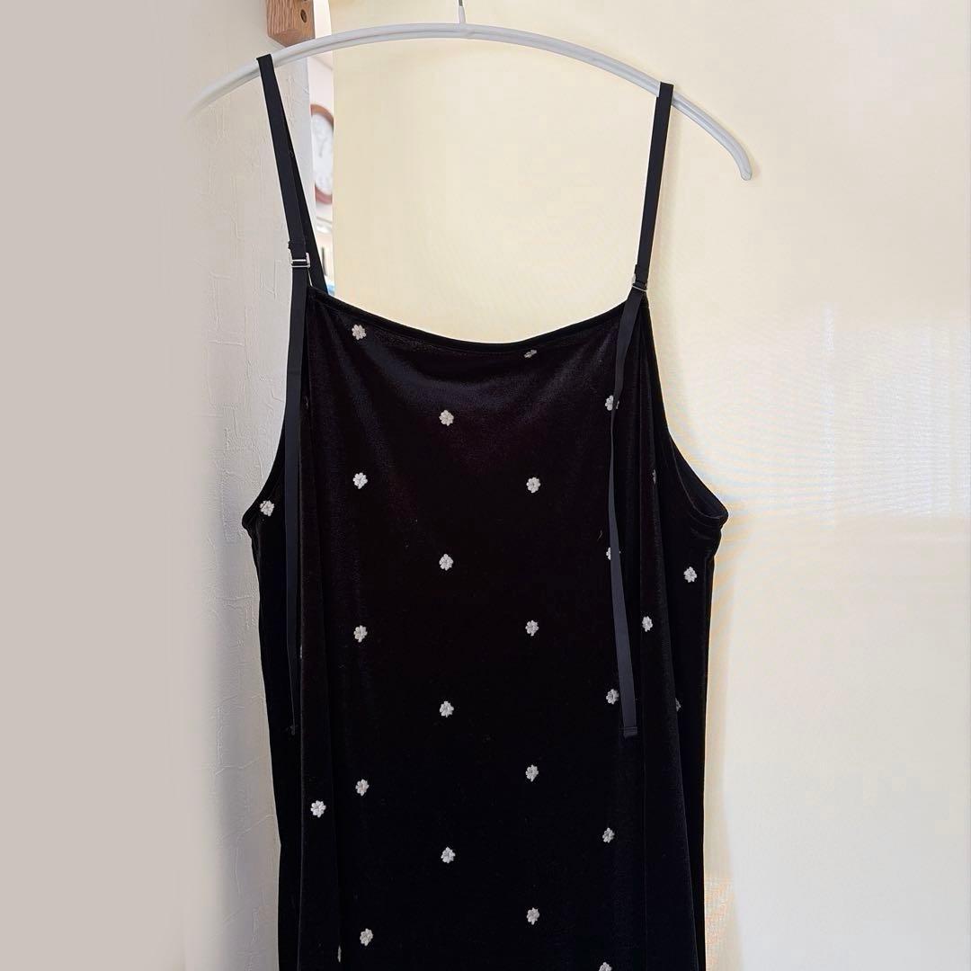 B.C STOCK【WEB限定】手洗い可 / ベロアフラワー刺繍ワンピース 1回