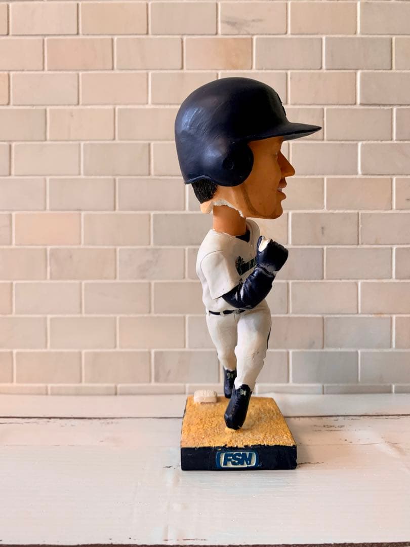 イチロー　ボブルヘッド バブルヘッド 2006年球場配布 限定 チケット付 殿堂