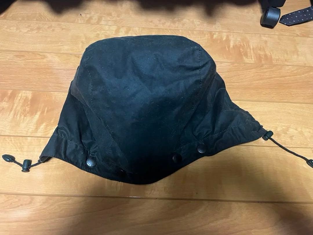 Barbour フード