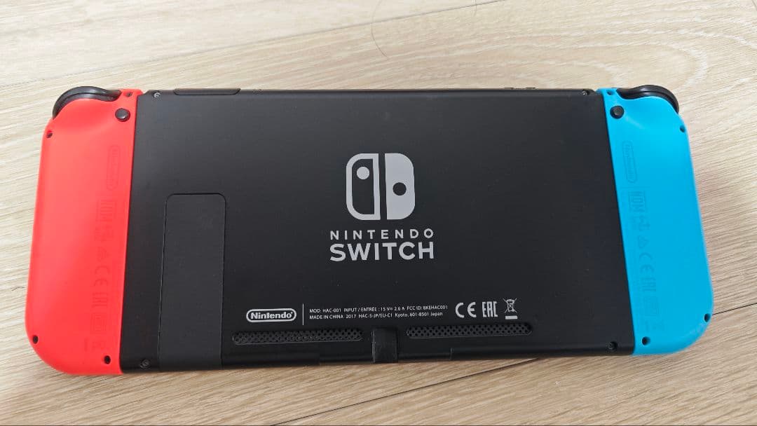 Nintendo Switch 本体 Joy-Con＆プロコン＆ソフト3点
