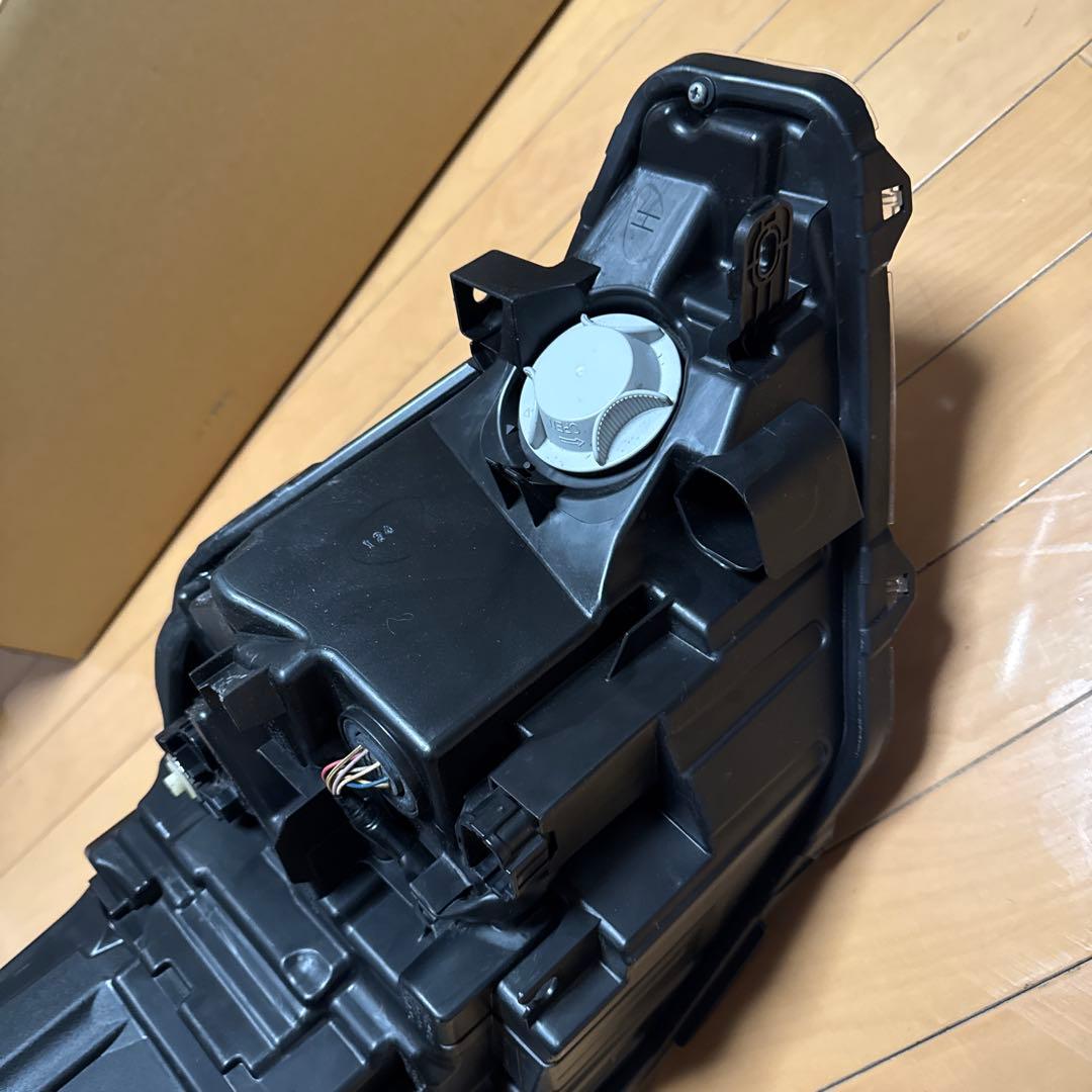日産ルークス　B40系　LEDヘッドライト左　美品