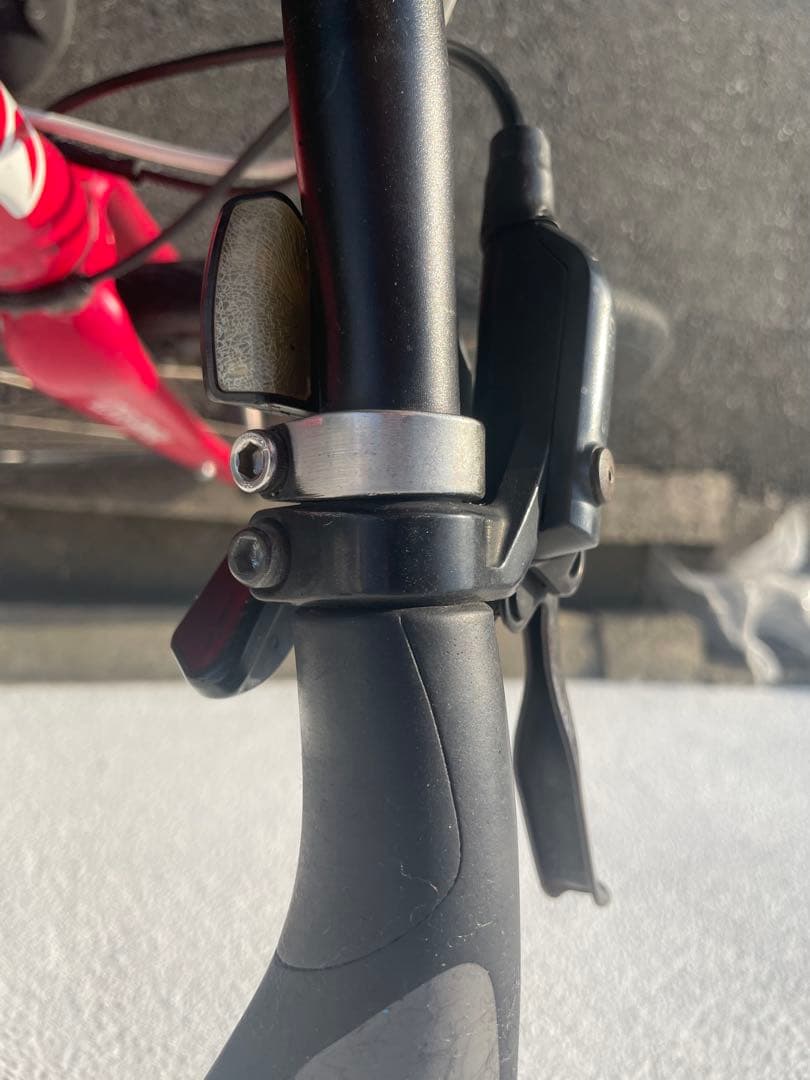 LOUIS GARNEAU TR LITE Eクロスバイク　油圧ディスク