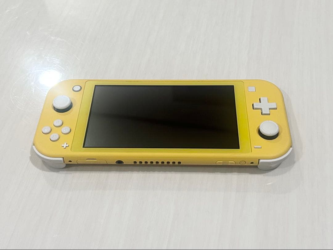 【美品】Nintendo Switch Lite イエロー 本体