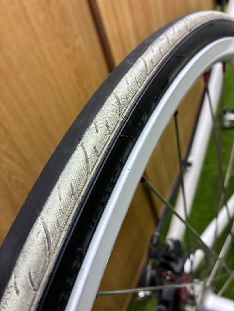 Bianchi ROMA クロスバイク700×28C18段変速 Tiagra搭載