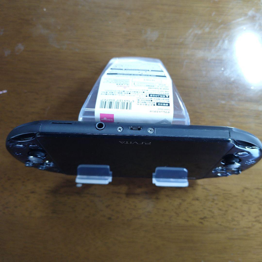 【液晶比較的美品】PlayStationVITA PCH-2000 ブラックB