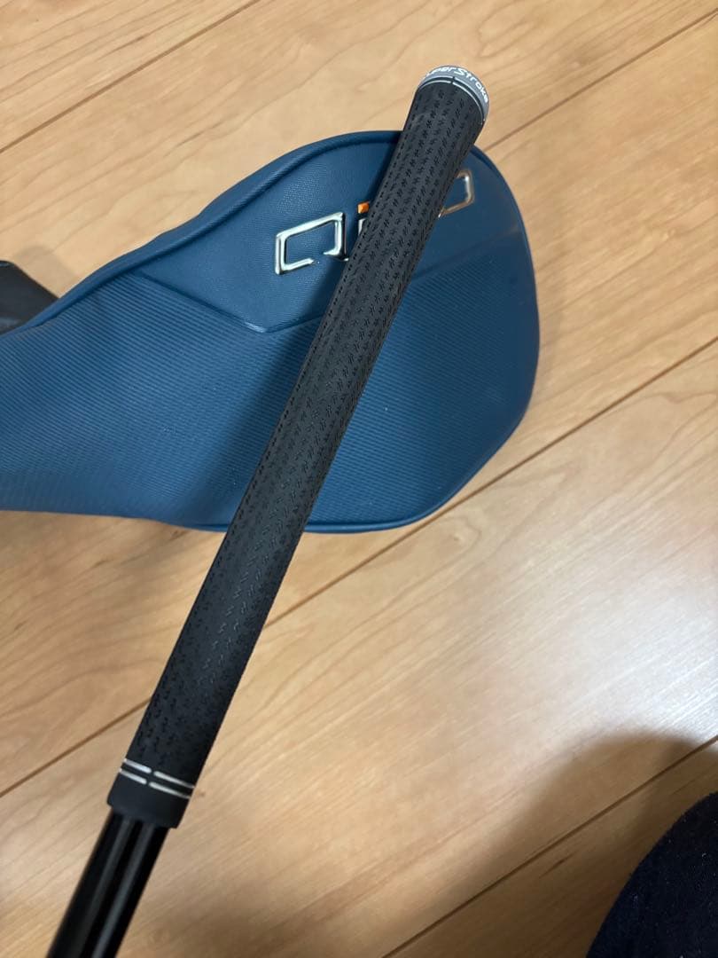 超美品★QI4D ドライバー9.0 REAXシャフトMR ハドラスコーティング付