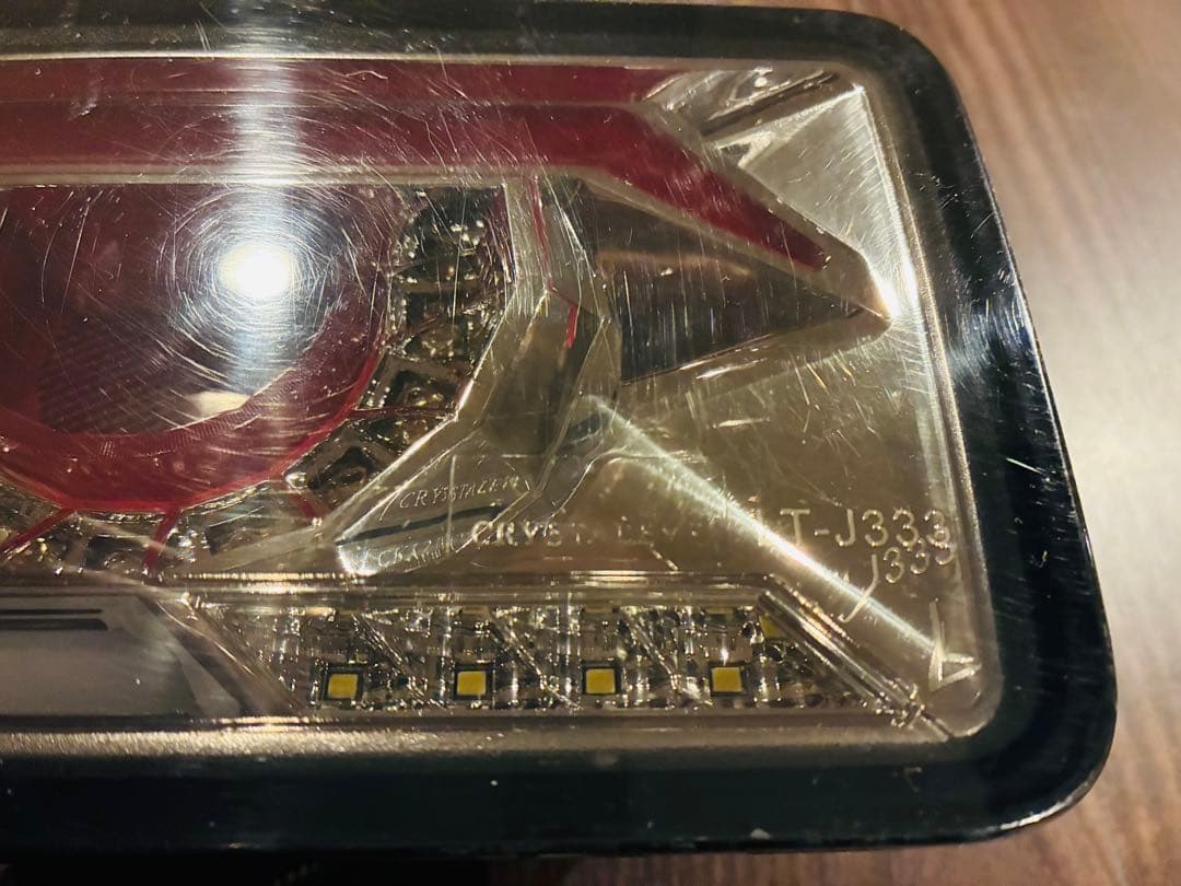 ジムニーJB64・JB74用バルカンファイバーシーケンシャル LEDテールランプ