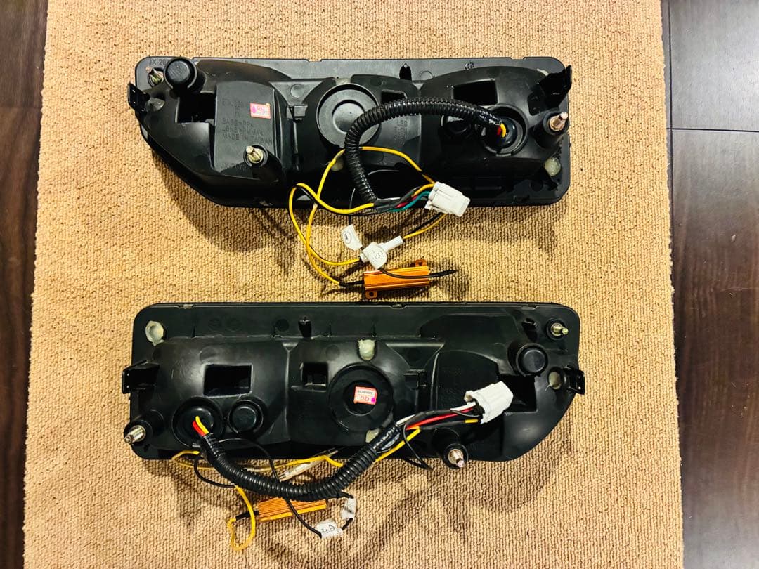 ジムニーJB64・JB74用バルカンファイバーシーケンシャル LEDテールランプ