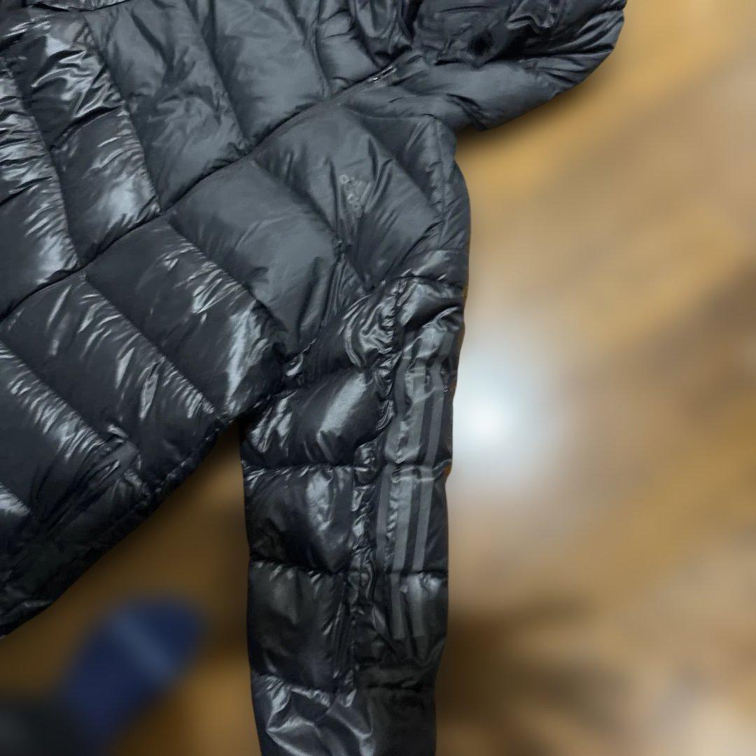 タイムセール致します✴︎美品✴︎adidas Lサイズ　フード付き 黒 ベンチコート