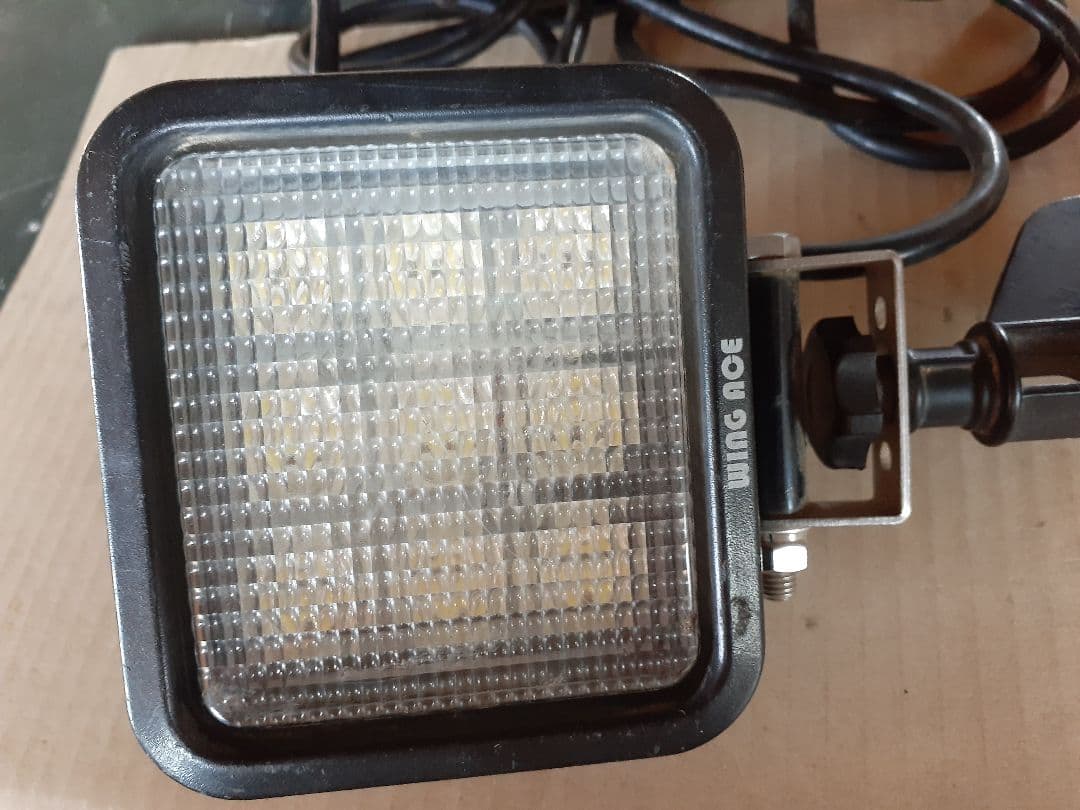 LED投光器　サンダービーム