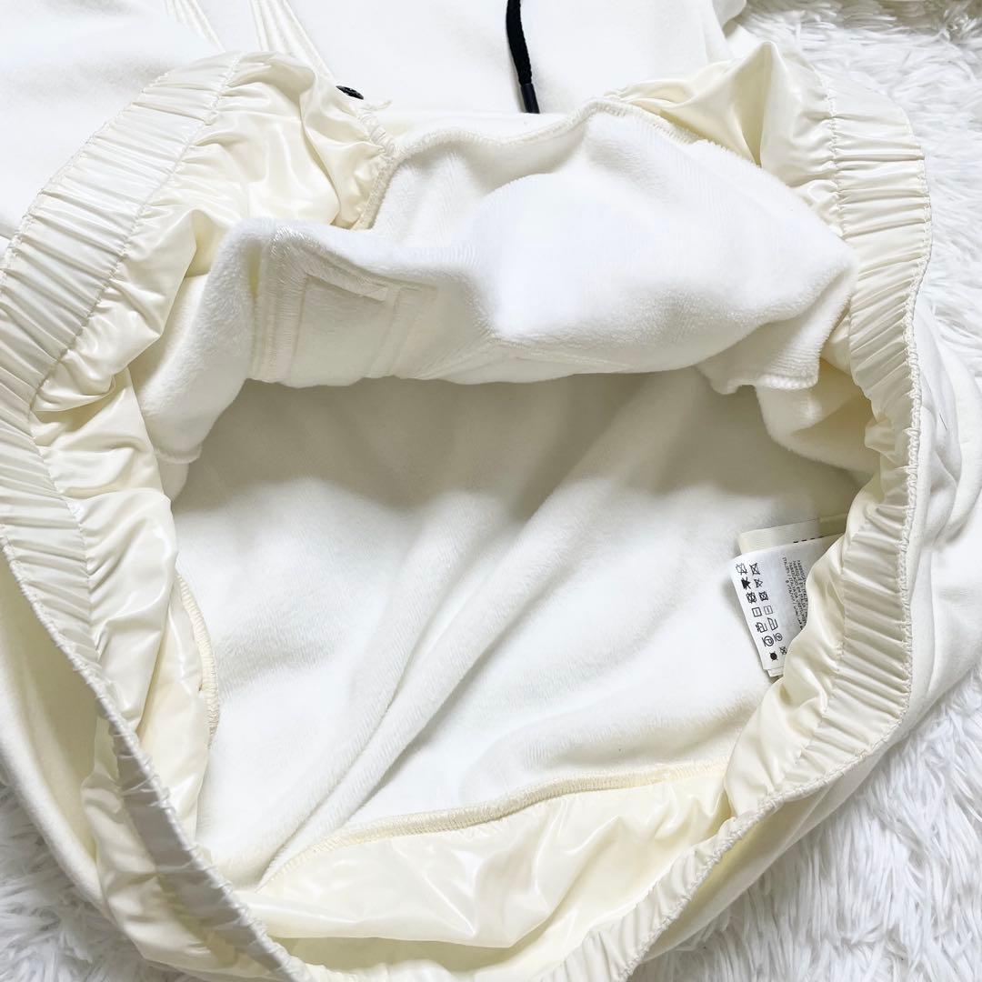 モンクレール　ダウン パーカー MAGLIA ホワイト アイボリー フード