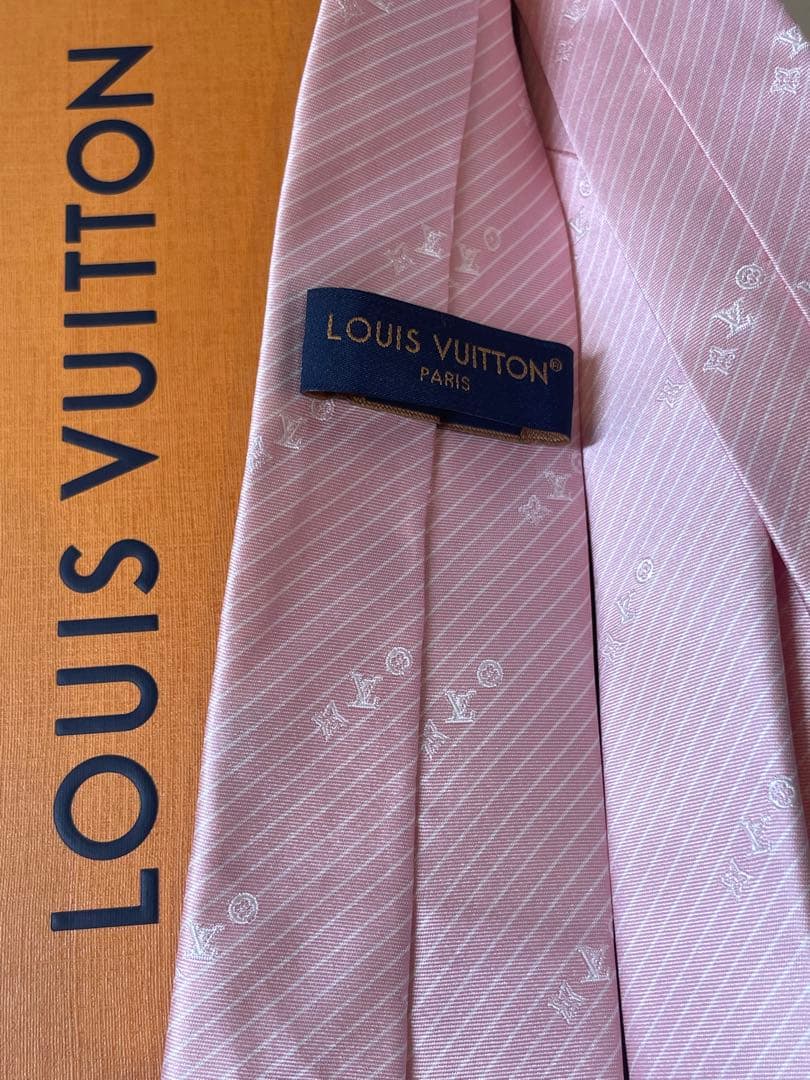 【新品未使用】LOUIS VUITTON ピンク ストライプ ネクタイ結婚式向け