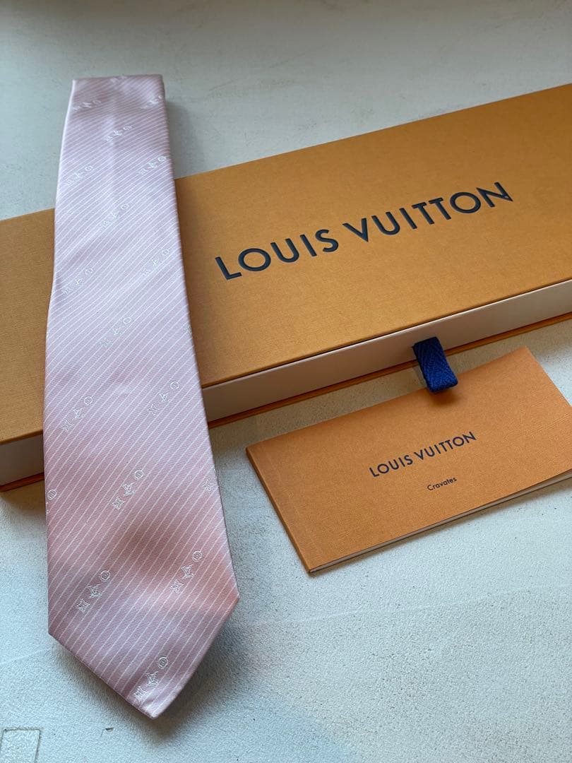 【新品未使用】LOUIS VUITTON ピンク ストライプ ネクタイ結婚式向け