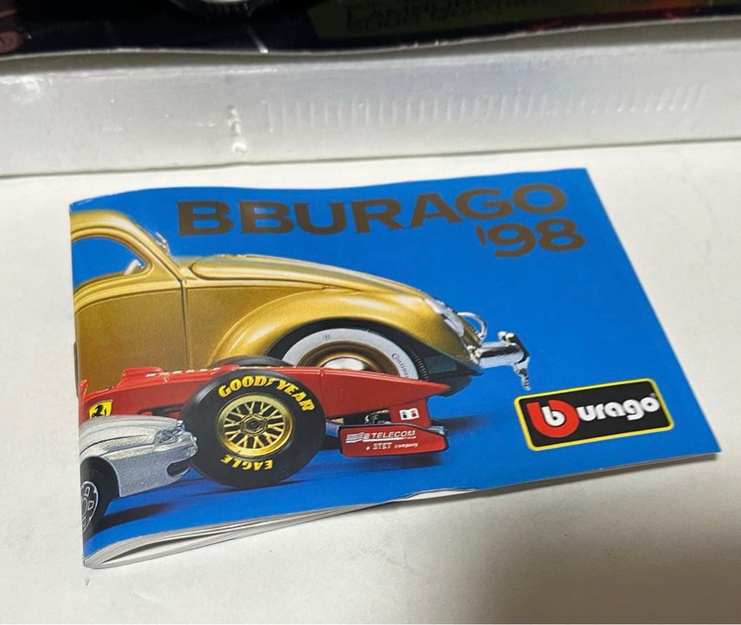 ブラーゴ 1/18 ランボルギーニ カウンタック　レッド