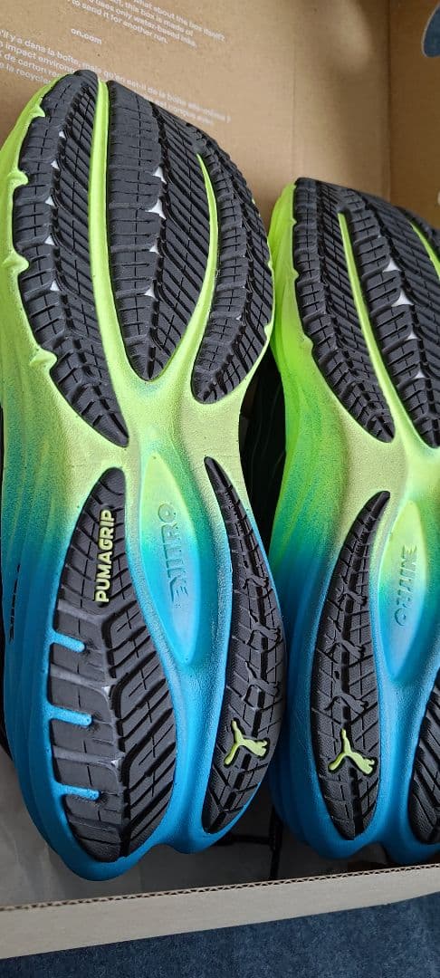 PUMA　Velocity NITRO４　ヴェロシティニトロ４　26.5cm