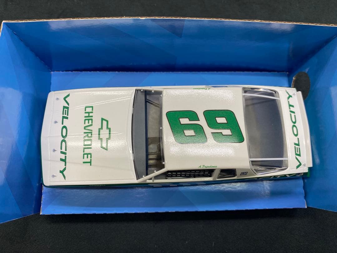 シボレー モンテカルロ CHEVROLET No.69 1/32 スロットカー