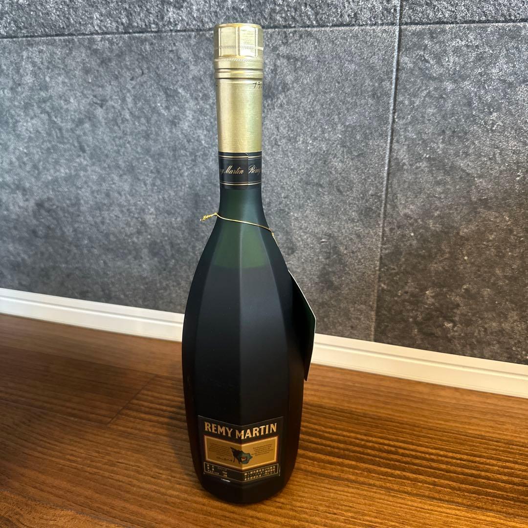 未開栓 レミーマルタン スペリオール700ml 40% コニャック ブランデー