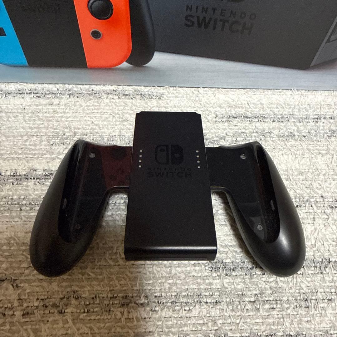付属品有箱付き Nintendo Switch 本体 ネオンブルー/ネオンレッド