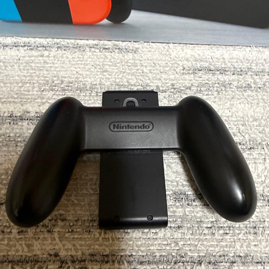 付属品有箱付き Nintendo Switch 本体 ネオンブルー/ネオンレッド
