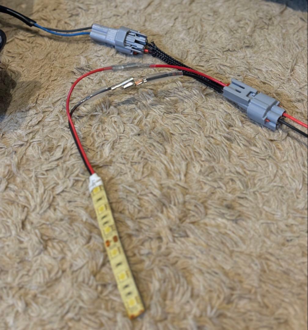 だ*だ様 【だだだ】純正配線を無加工で接続できる デリカ グリルマーカー