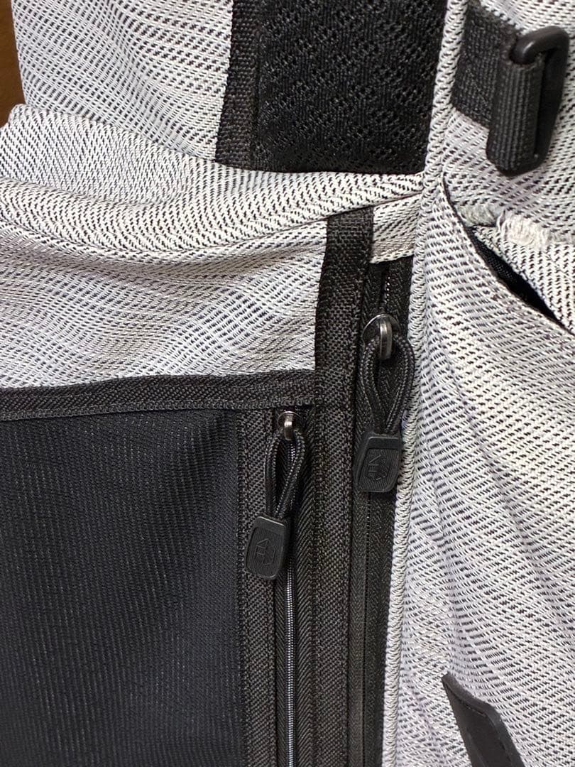 ゴルフバッグ・キャディバッグ JONES Trouper Stand Bag The Great Escape