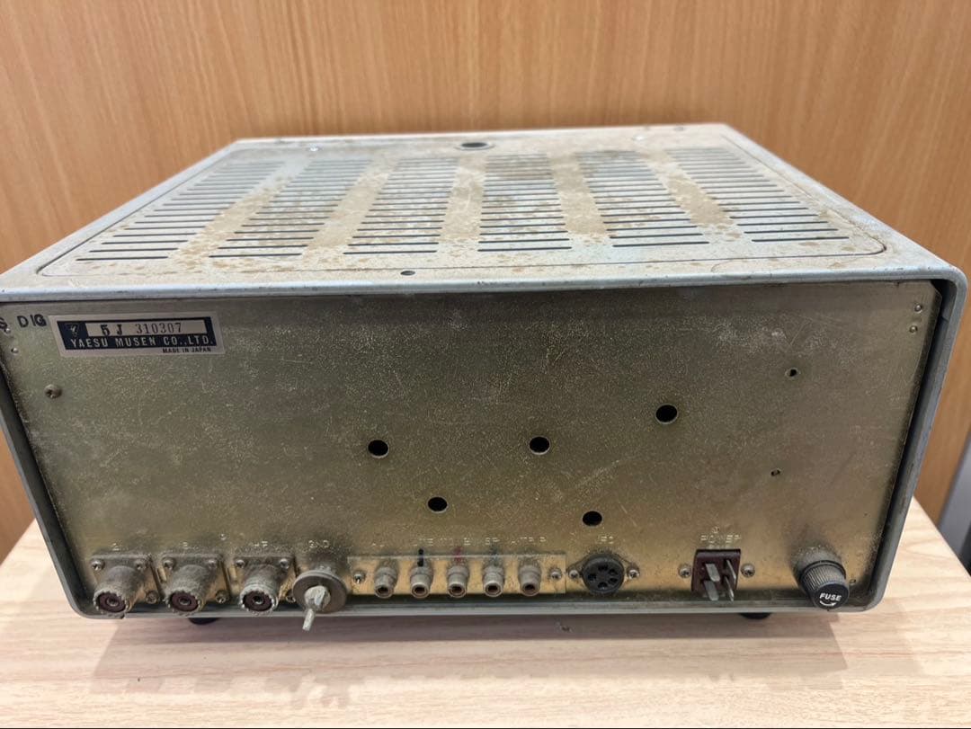 Yaesu（八重洲無線）受信機　FR-101 真空管式受信機 アナログ