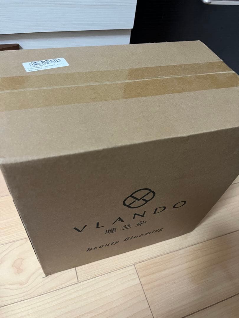 VLANDO ホワイト アクセサリーケース ジュエリーボックス　6段