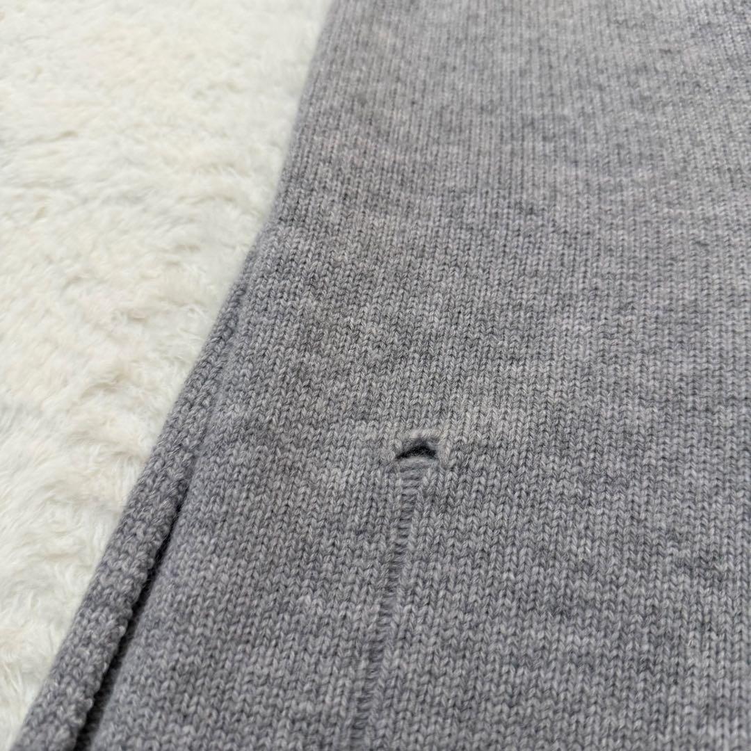 Maison Margiela ダメージ加工 Vネック ニットベスト グレー
