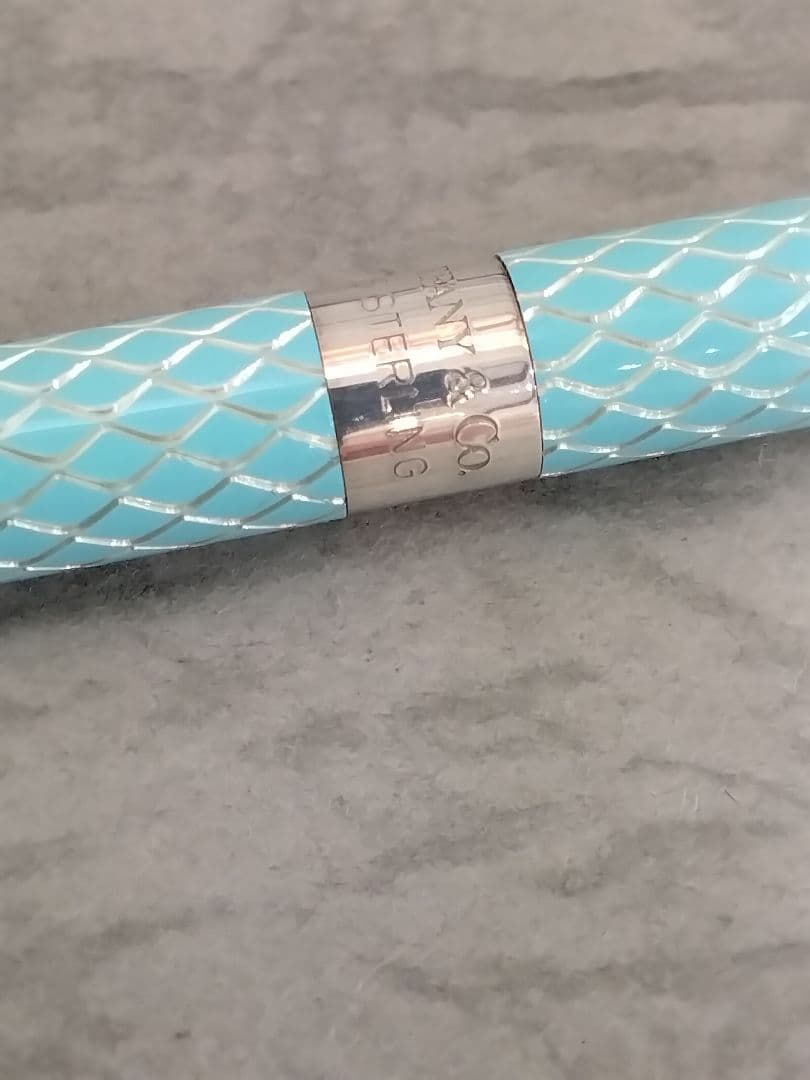 Tiffany & Co　シルバーツイストボールペン　替芯付き　　中古品