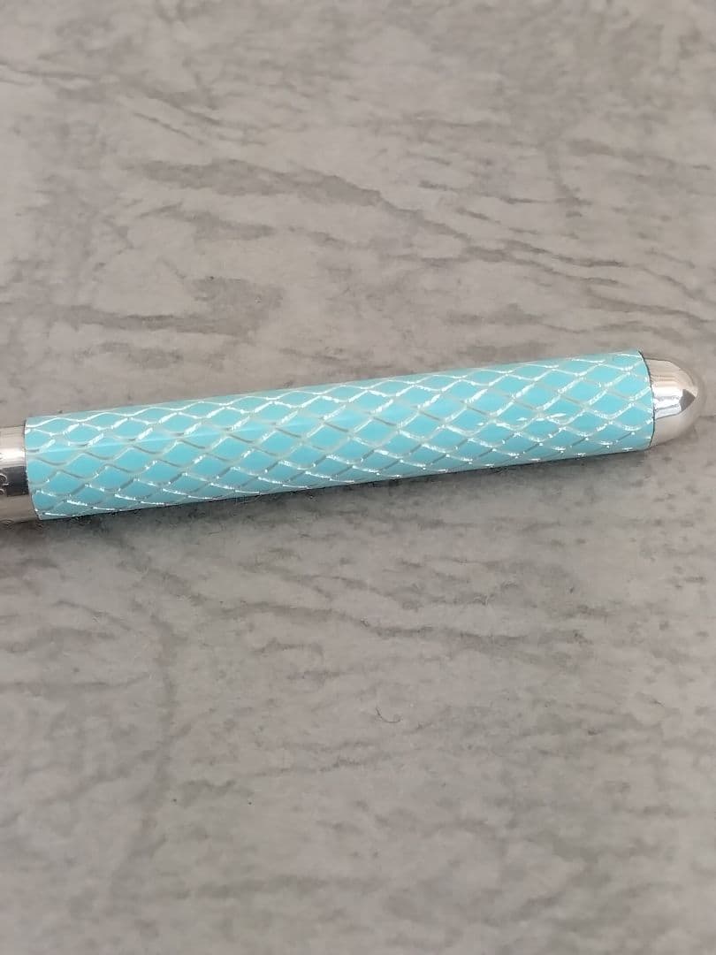 Tiffany & Co　シルバーツイストボールペン　替芯付き　　中古品
