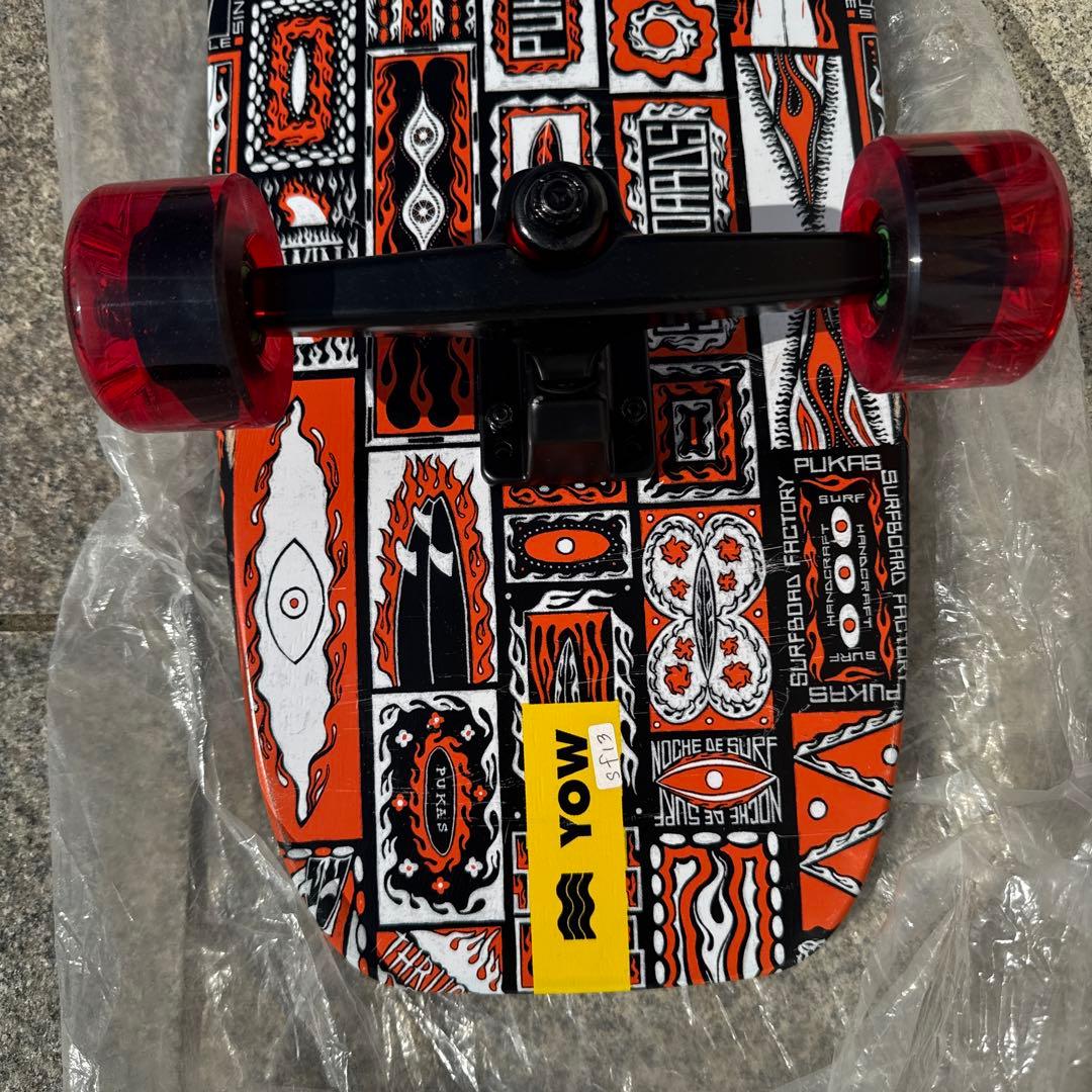 YOW（ヤウ）サーフスケートPukas Dark 34.5インチカスタム完成品
