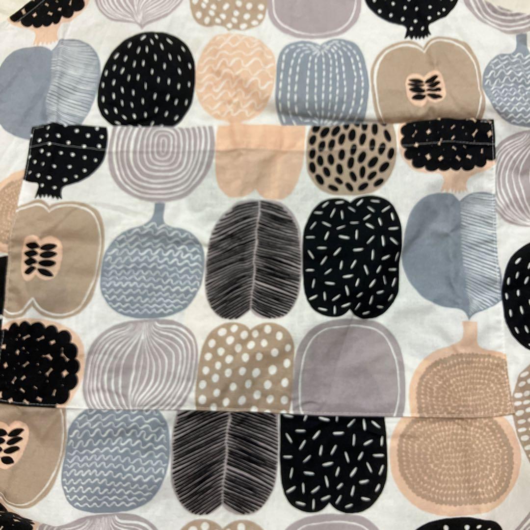 marimekko 幾何学模様 エプロン　コンポッティデザイン