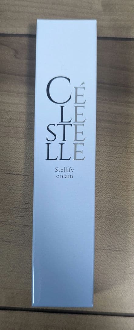 セレスティル　ステリファイクリーム&ヴェローリス　ファンデーション