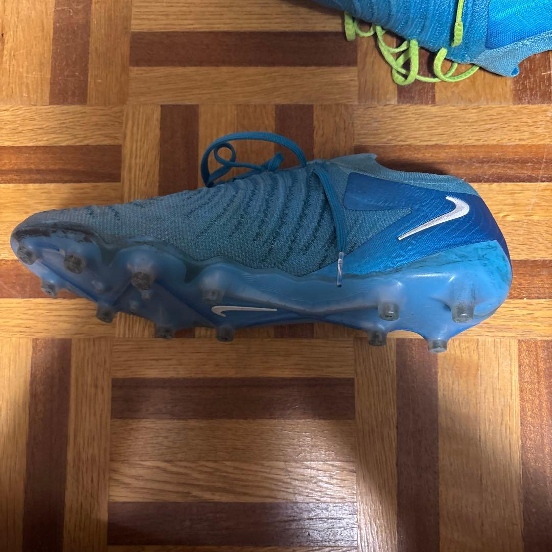 NIKEファントム