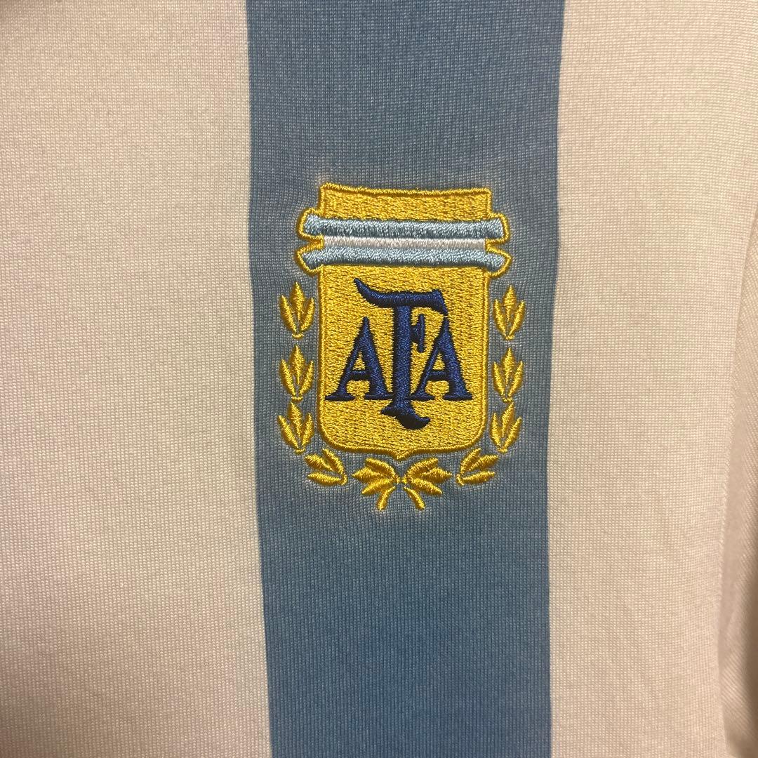 【adidas】サッカーTシャツ　1986復刻ユニフォームアルゼンチン代表　長袖