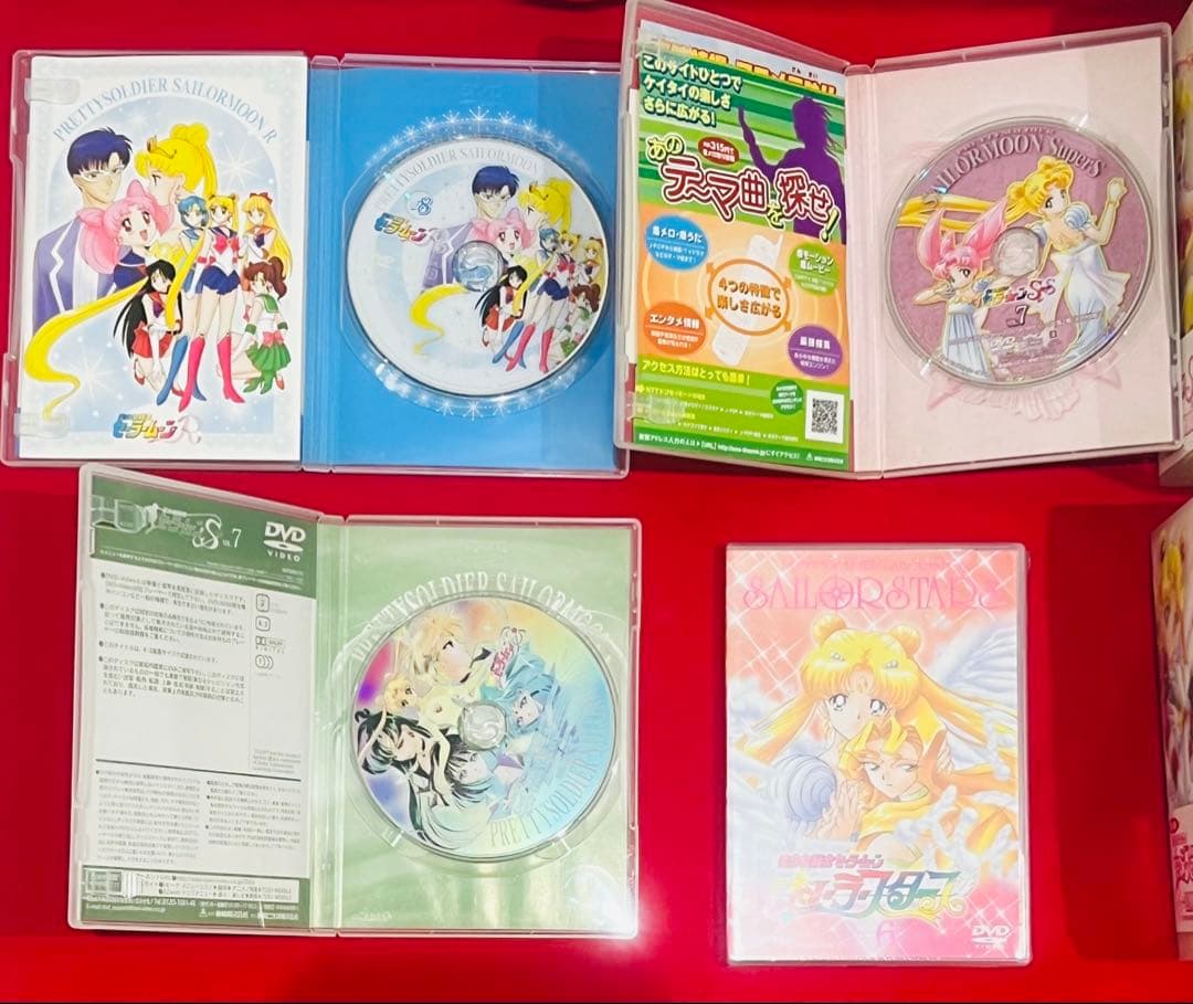 美少女戦士セーラームーン　ＤＶＤ　4点　ケース付き　貴重　レア