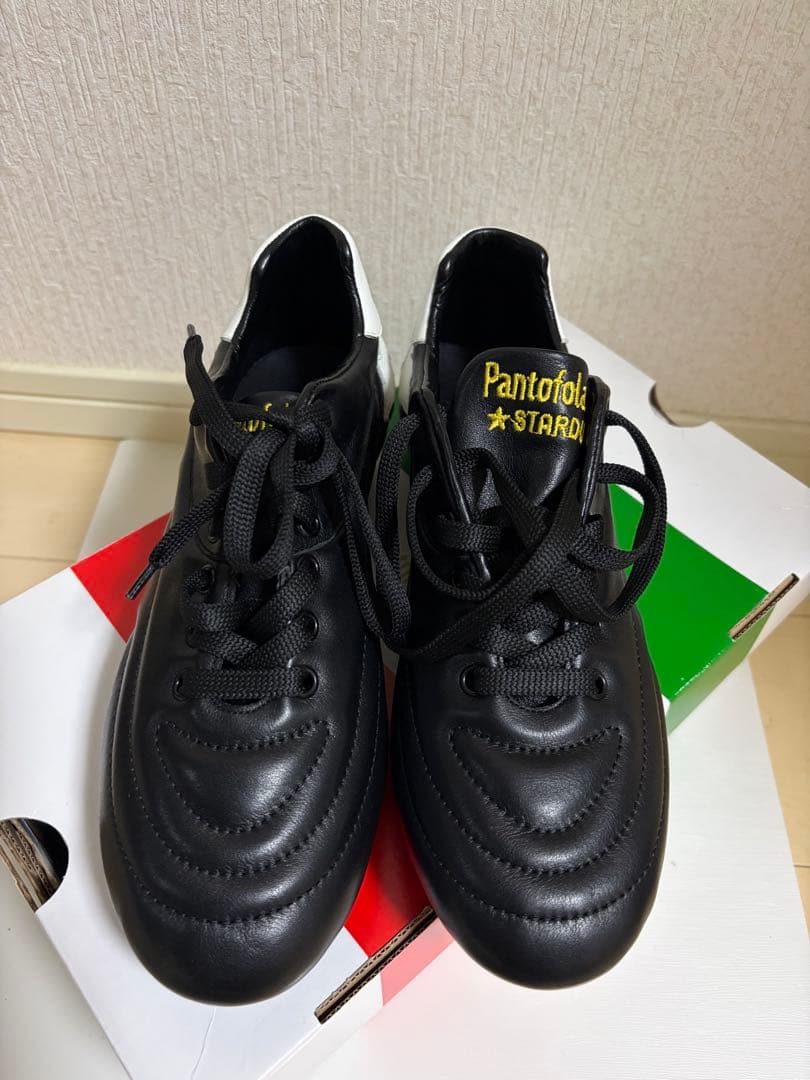 Pantofola d'Oro サッカースパイク　ブラック/ホワイト