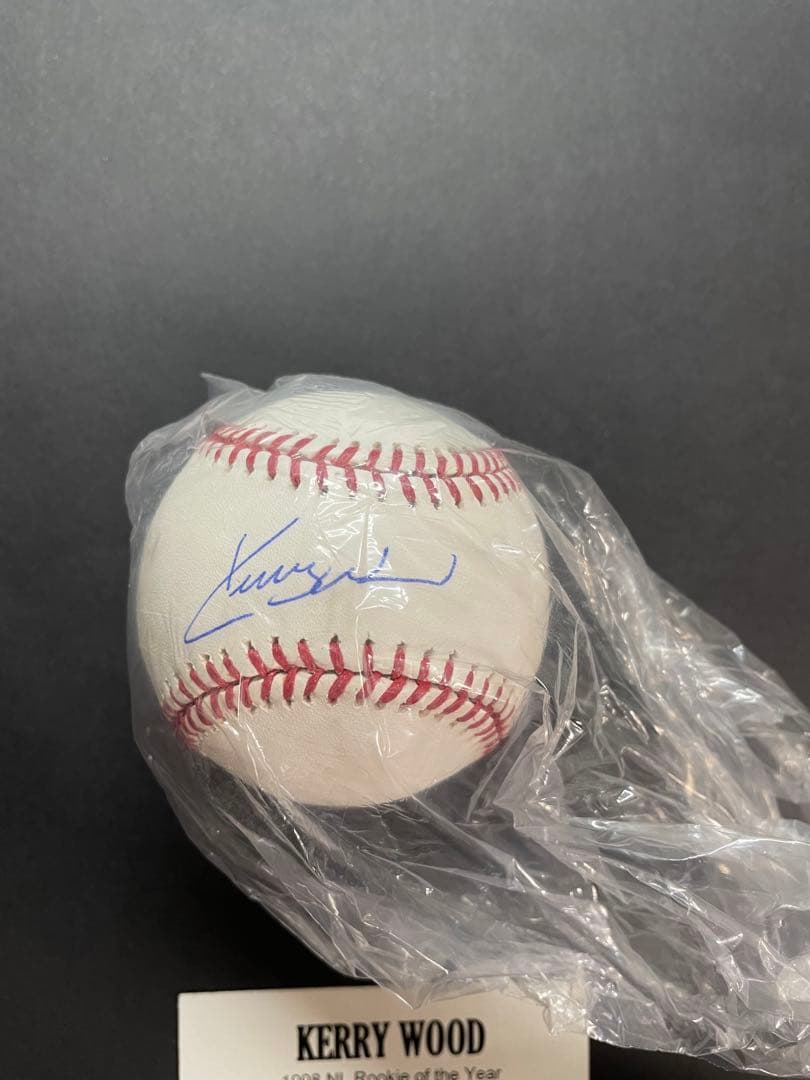 Kerry wood 直筆サイン入りボール
