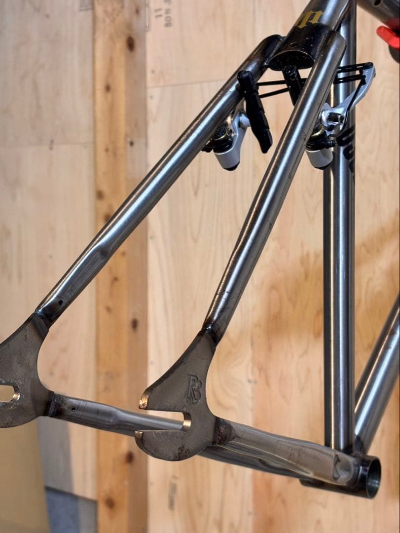 値下交渉OK　ROCK BIKES Rizer ライザー　マスターピストLサイズ
