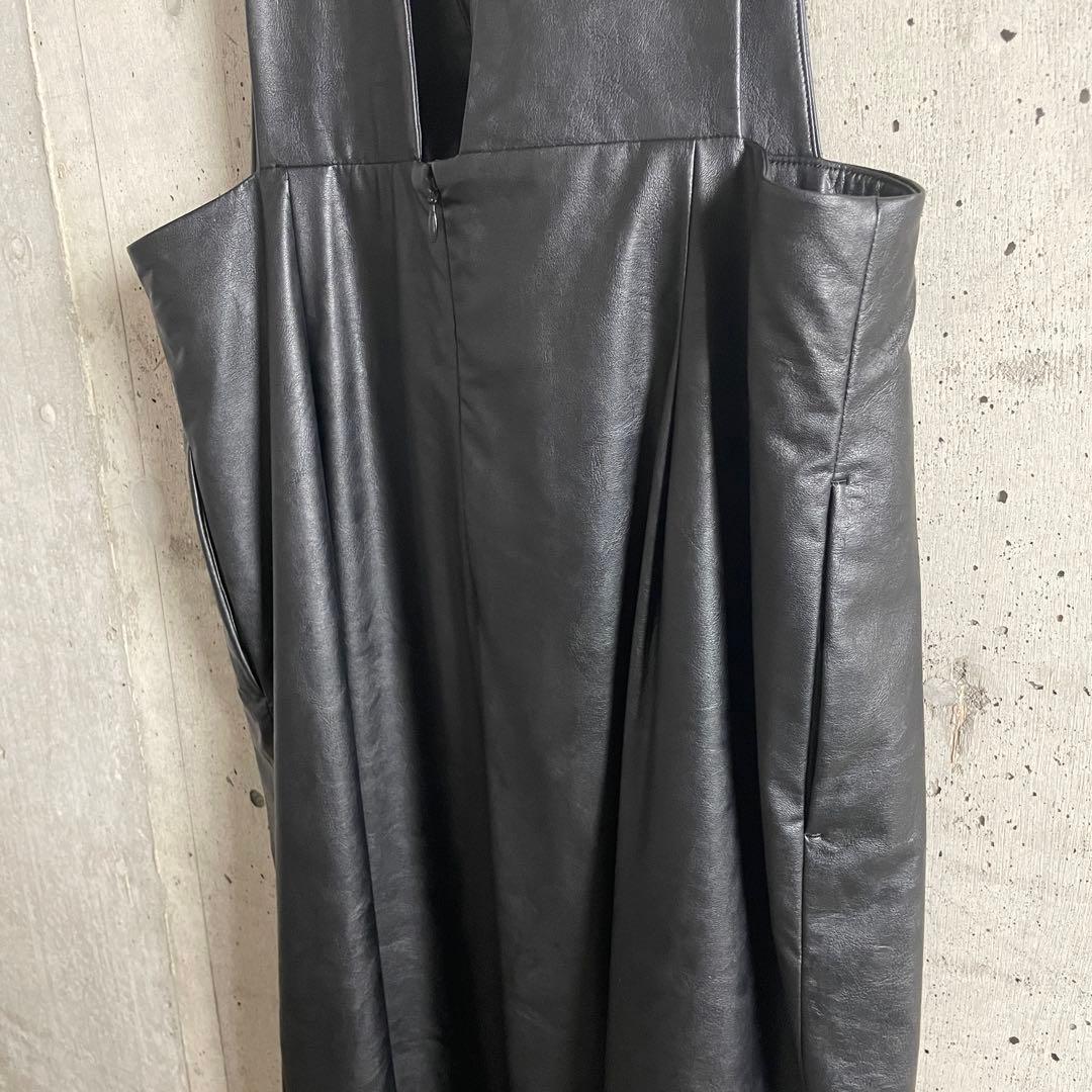 未使用　定価4万　サクラ　エコレザー　ジャンパースカート　ワンピース　ブラック