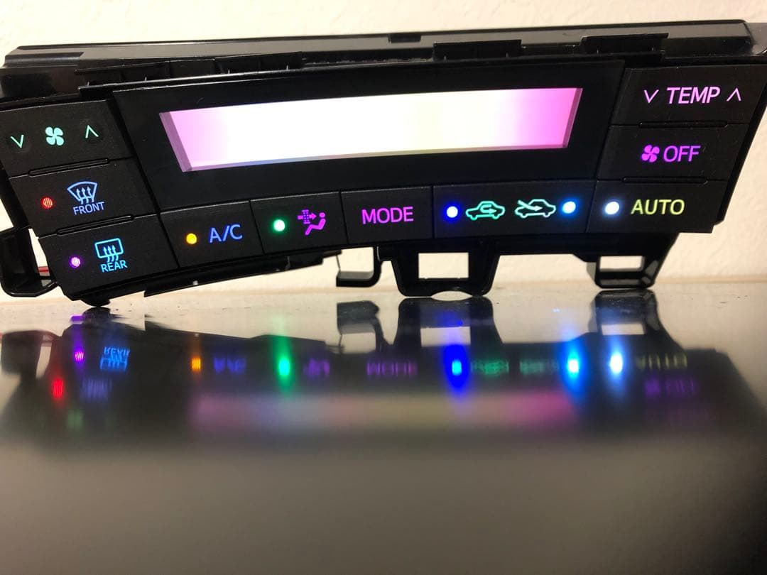 【自動色変化仕様】ZVW30 プリウス　前期　エアコンパネル　LED打ち替え 8