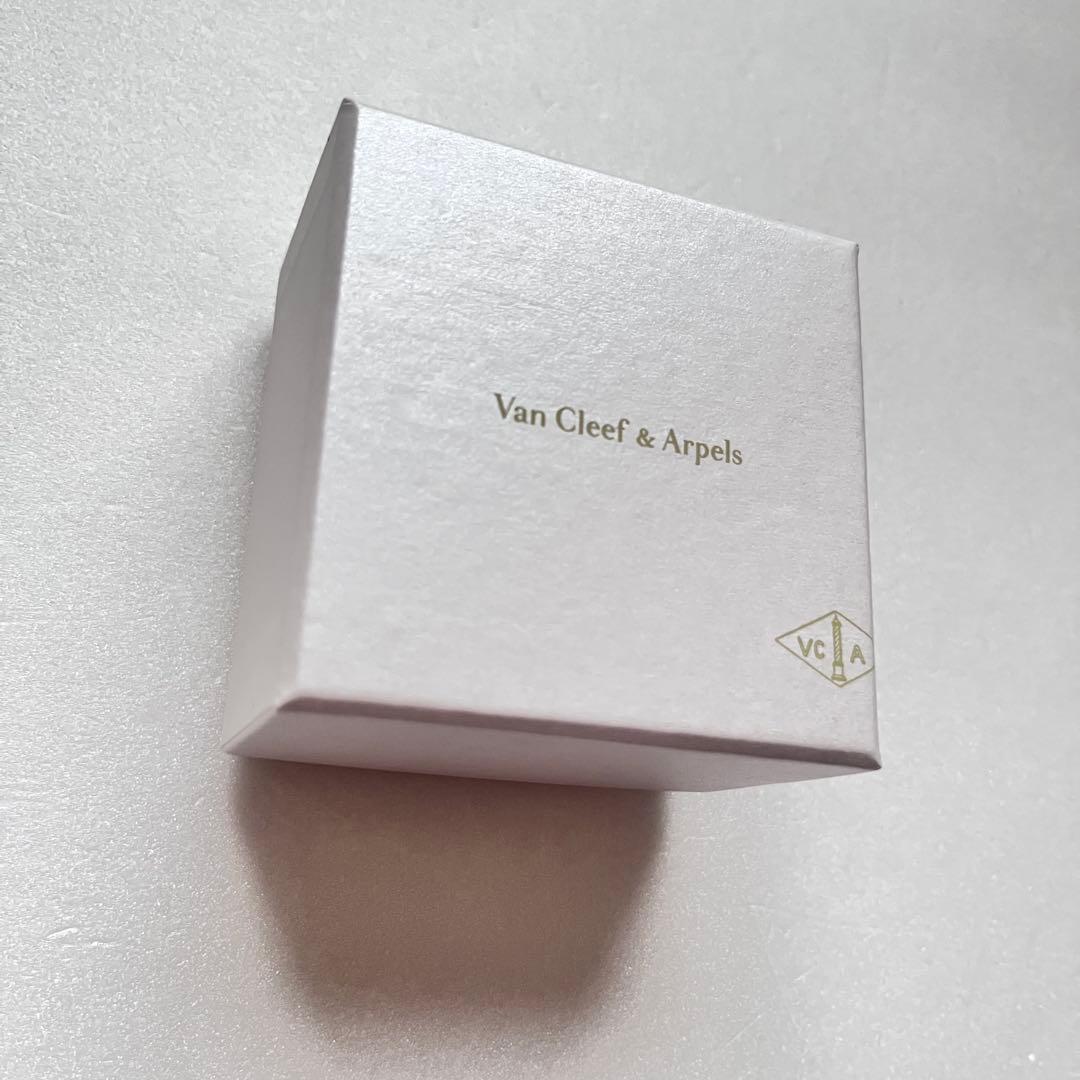 Van Cleef & Arpels ネックレス ペンダント ケース 空箱