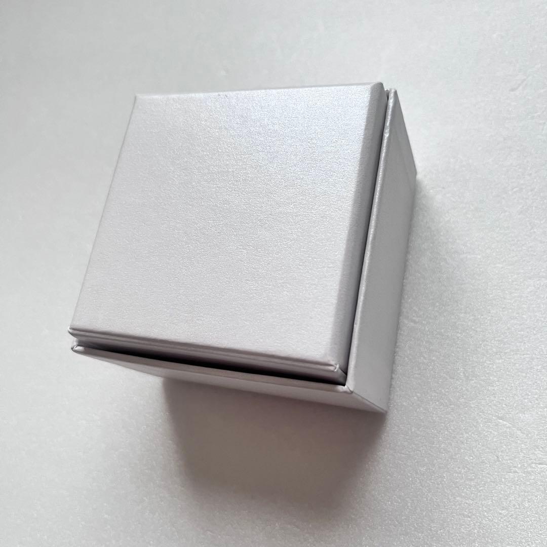 Van Cleef & Arpels ネックレス ペンダント ケース 空箱