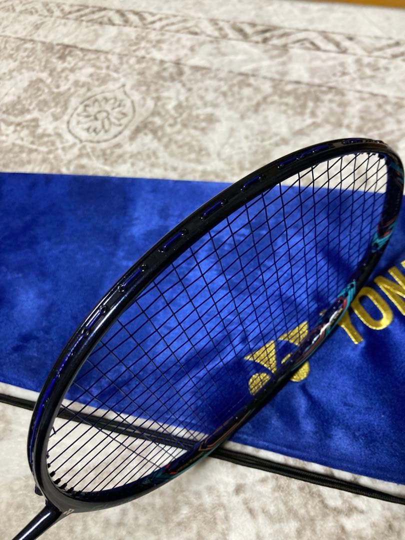 さらにお値下げしました！ YONEX ナノレイグランツ 純正ケース付