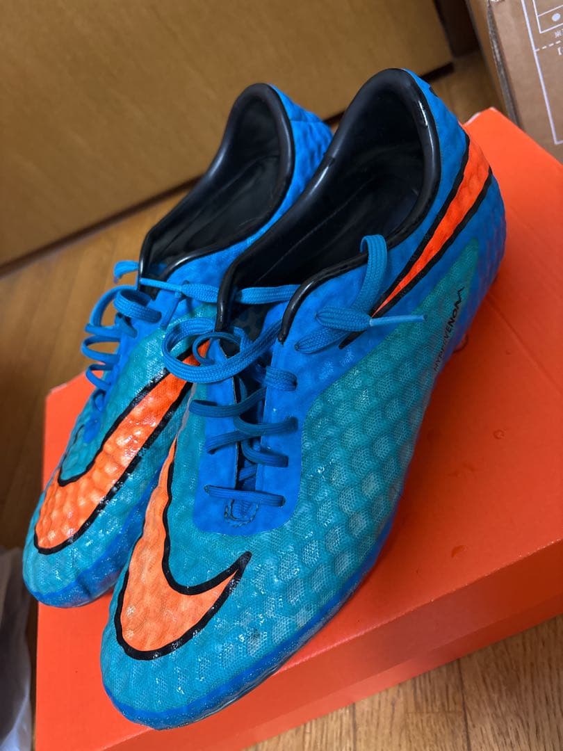 Nike サッカー　スパイク ハイパーヴェノム　ファントム　ACC 廃盤