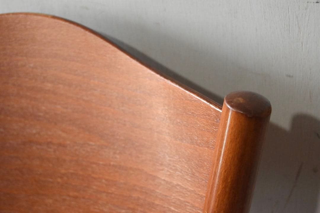 Bentwood chair ④